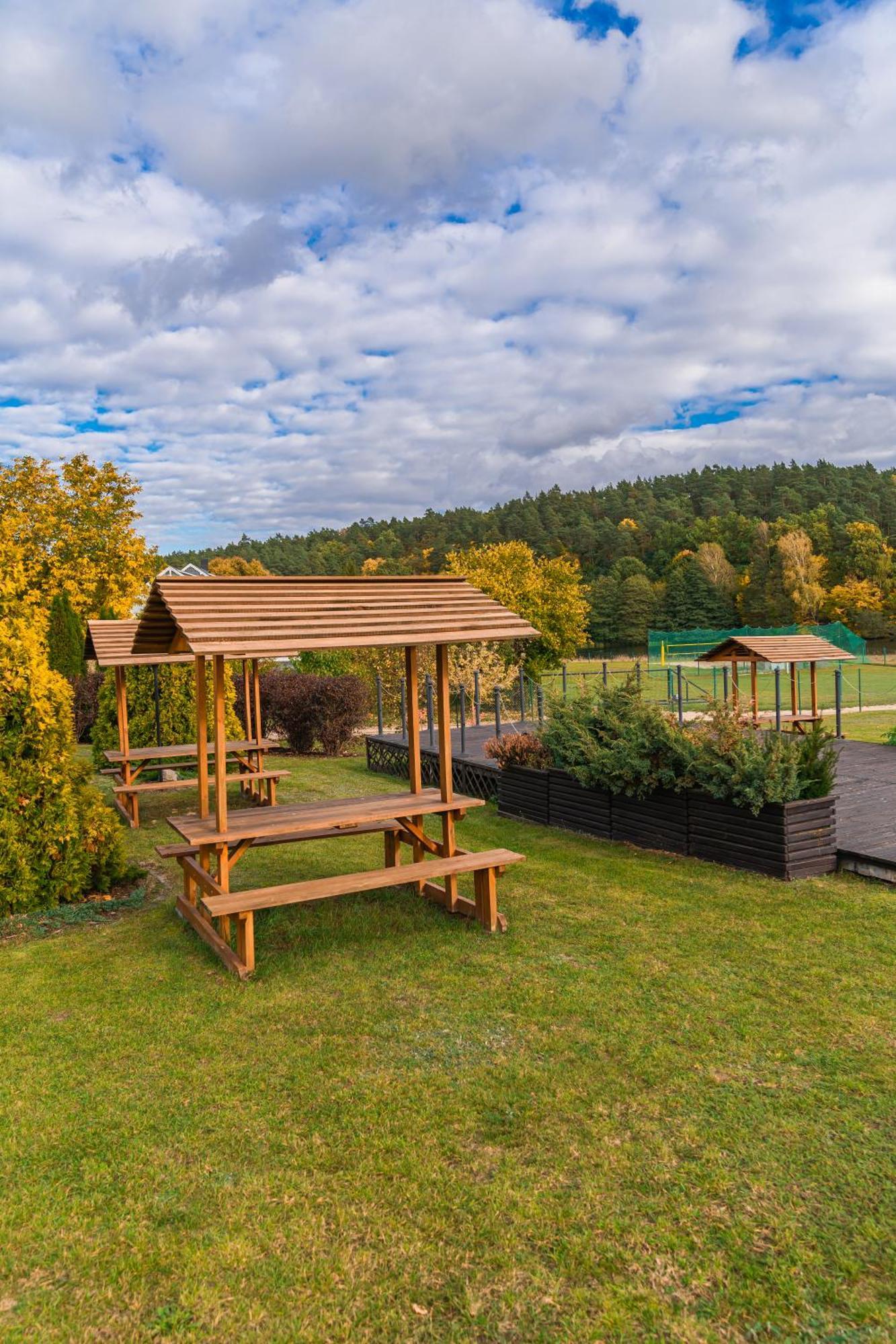 Biala Koszula Hotel เตลน ภายนอก รูปภาพ