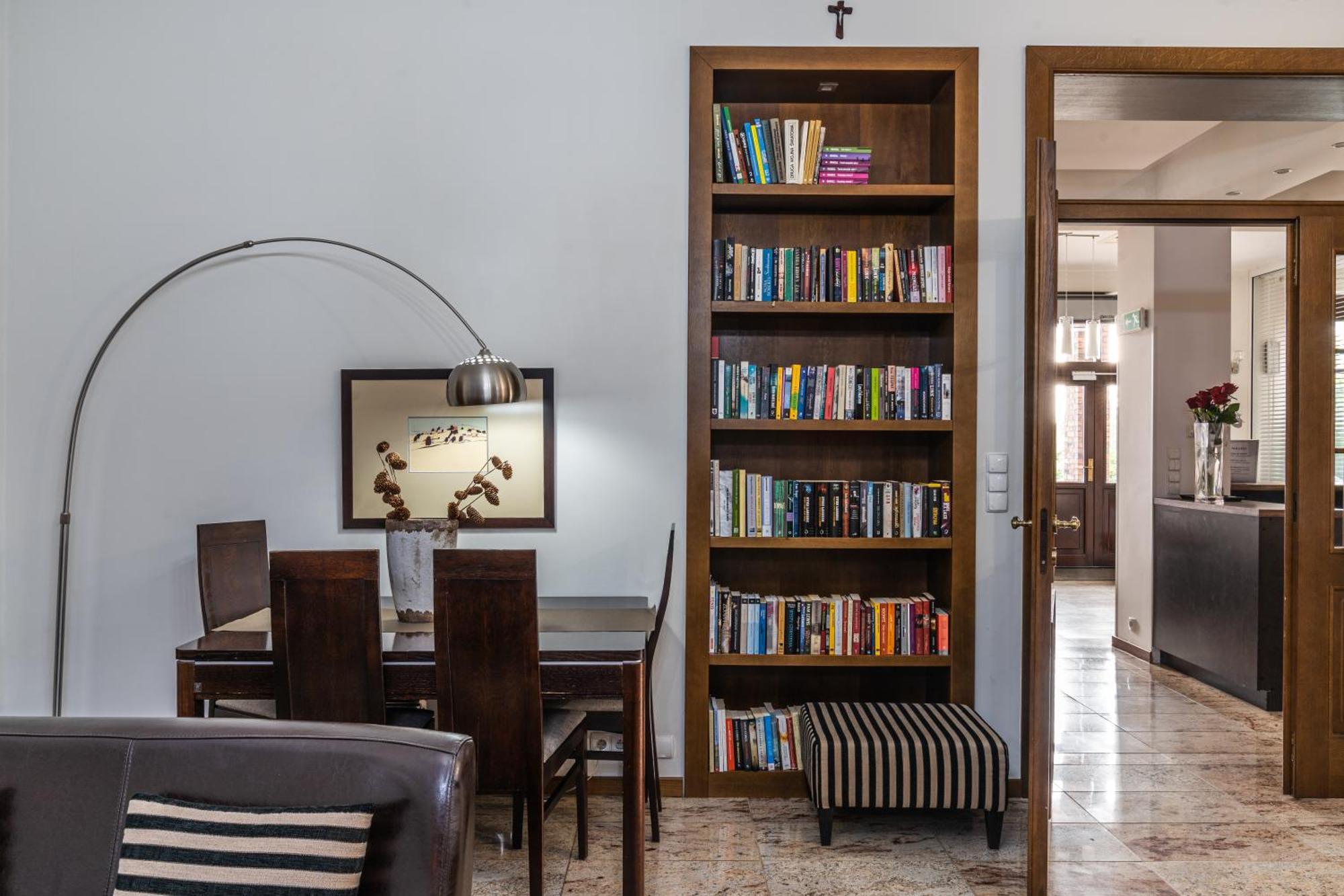 Biala Koszula Hotel เตลน ภายนอก รูปภาพ